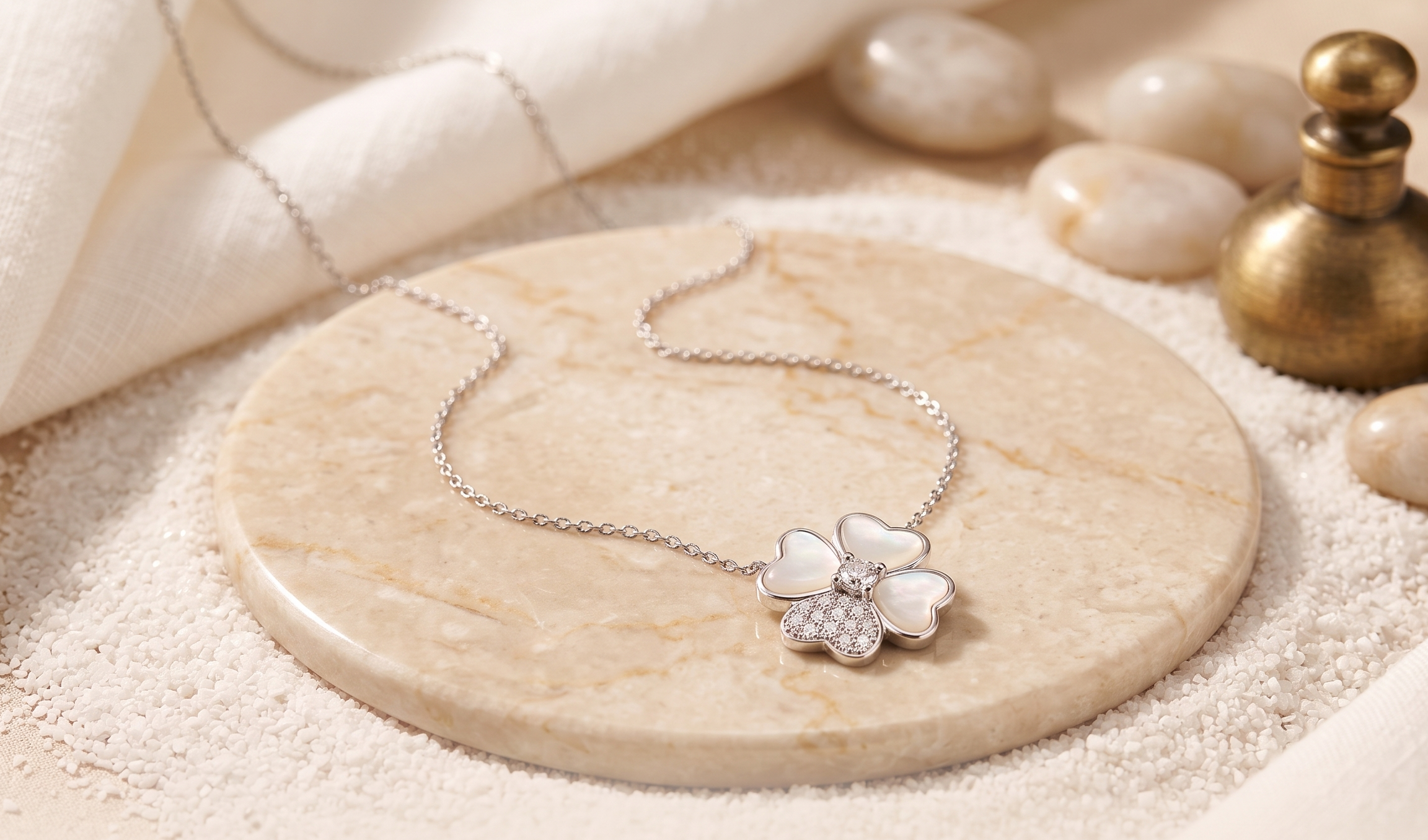 Charm Clover Necklace