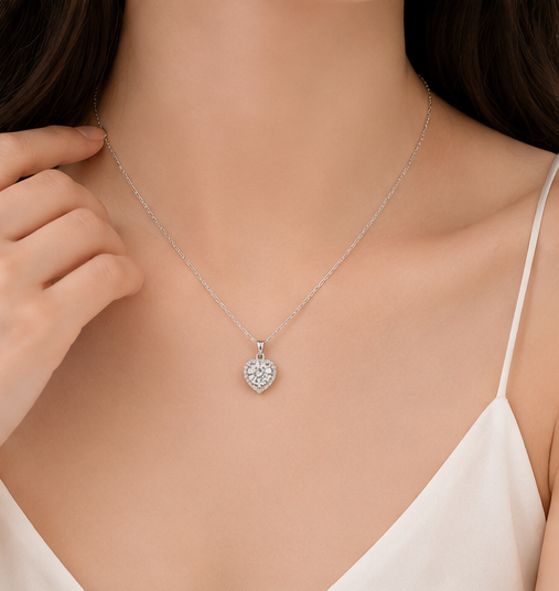 Lumière Heart Necklace